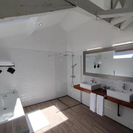 Lafitole Lodge فندق مبيت وإفطار Lafitole